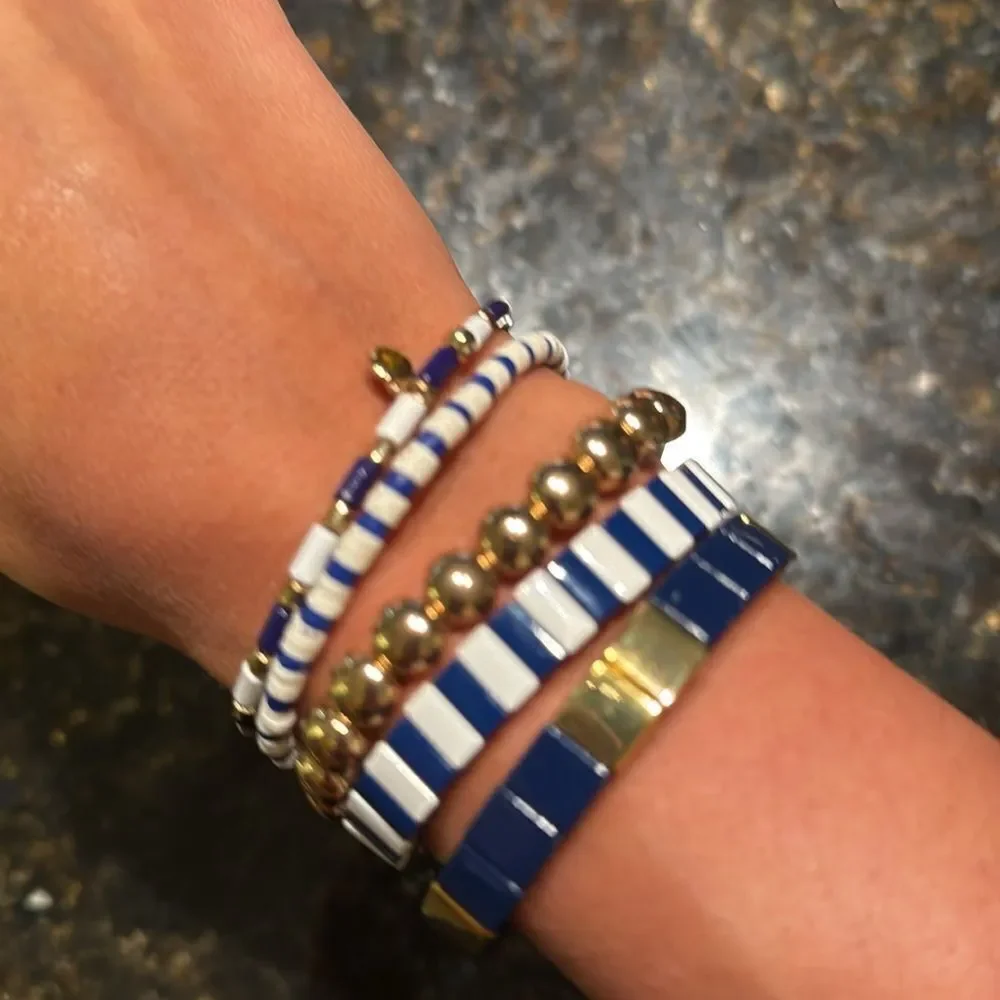 Elegant Blue and Gold Bracelet Set 5 Bracelets BRAND NEW - Stack White Blue Gold